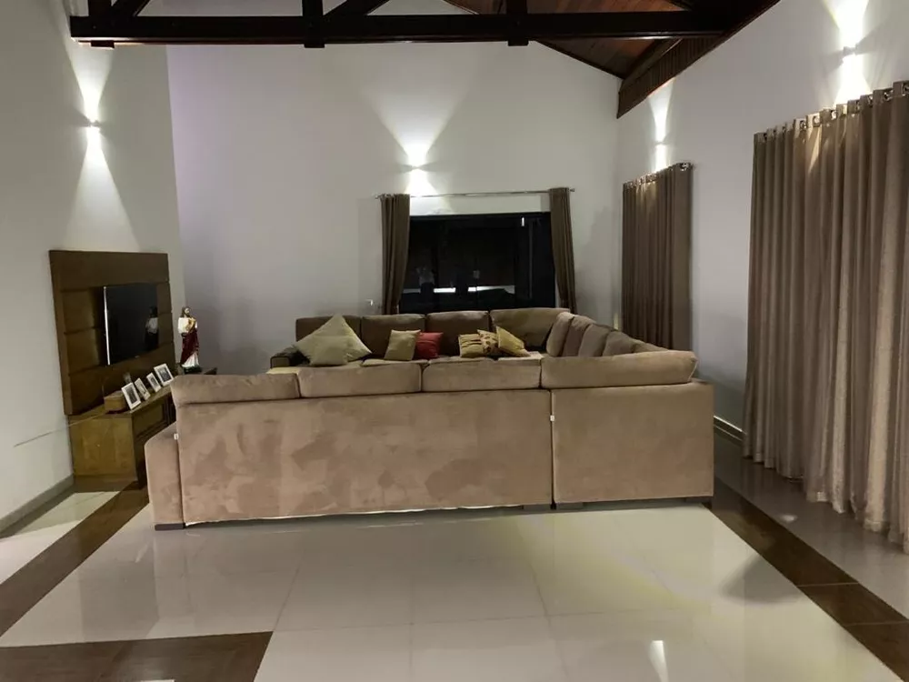 Casa à venda com 3 quartos, 323m² - Foto 7