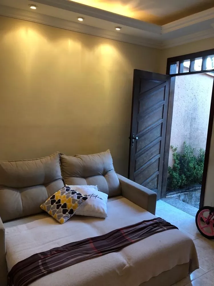 Casa à venda com 3 quartos, 200m² - Foto 7