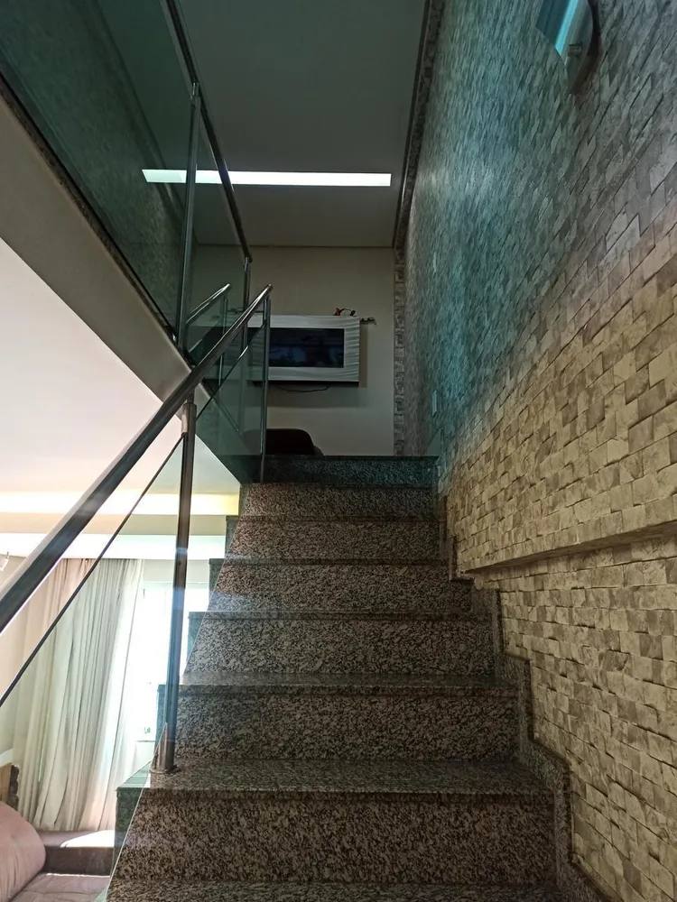 Cobertura, 4 quartos, 193 m² - Foto 2