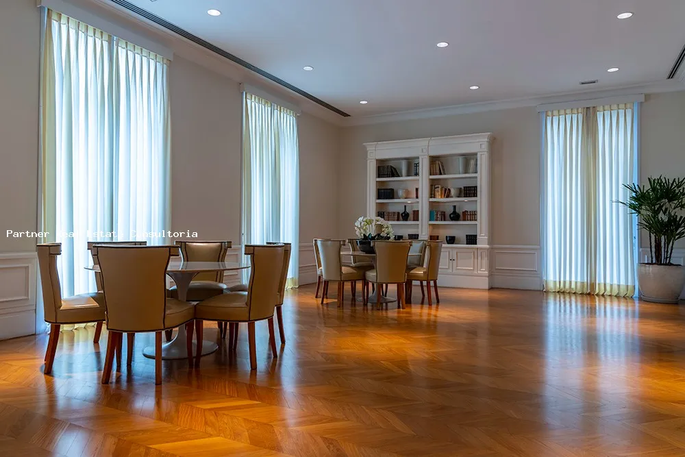 Apartamento, 3 quartos, 308 m² - Foto 2