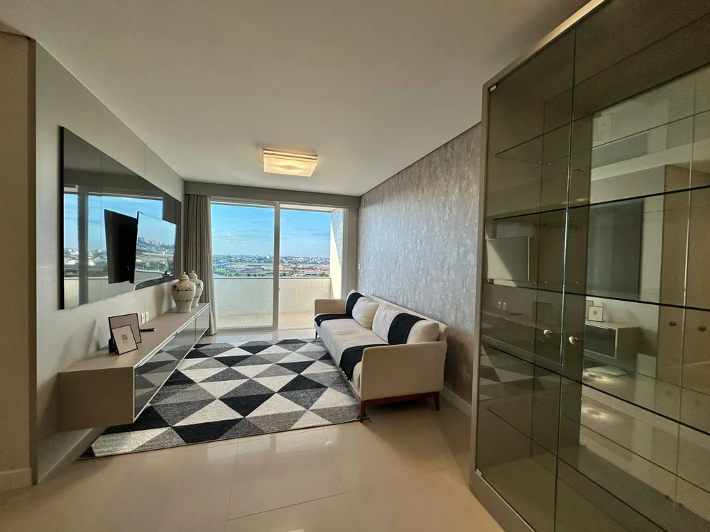 Apartamento, 3 quartos, 145 m² - Foto 1