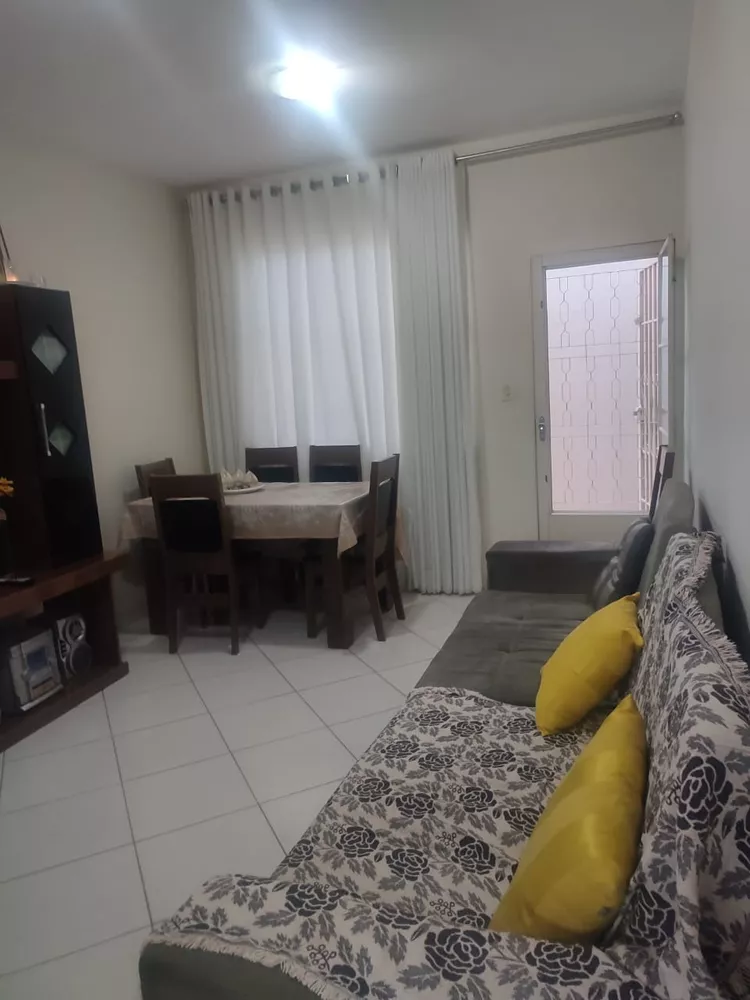 Casa à venda com 2 quartos, 180m² - Foto 8