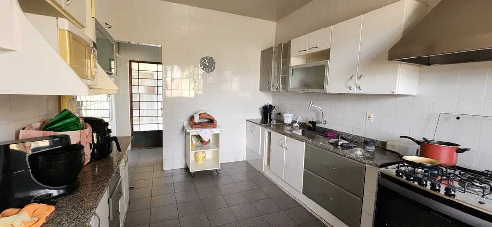 Casa, 7 quartos, 298 m² - Foto 5