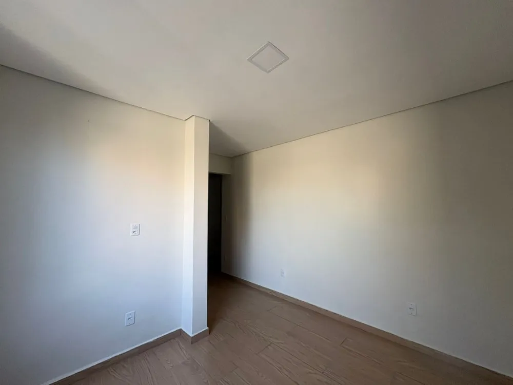 Casa, 3 quartos, 200 m² - Foto 6
