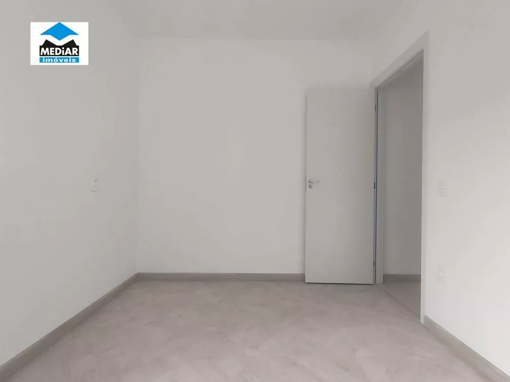 Apartamento para alugar com 2 quartos, 40m² - Foto 6