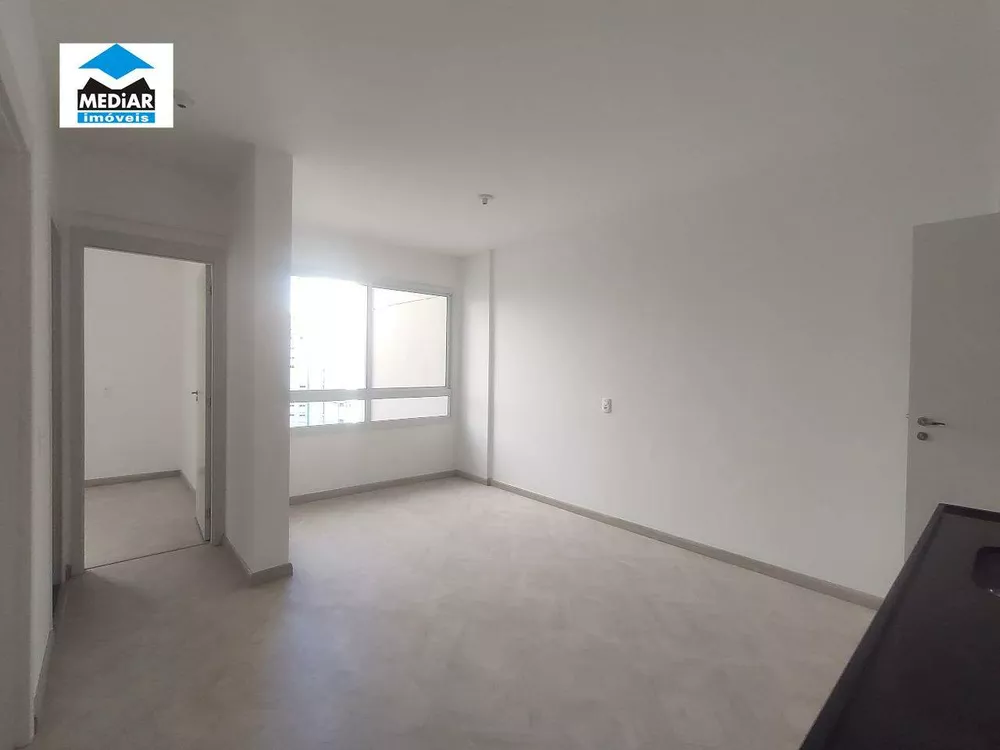 Apartamento para alugar com 2 quartos, 40m² - Foto 2