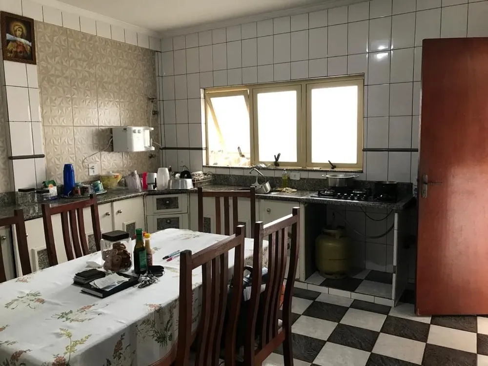 Casa, 3 quartos, 250 m² - Foto 11