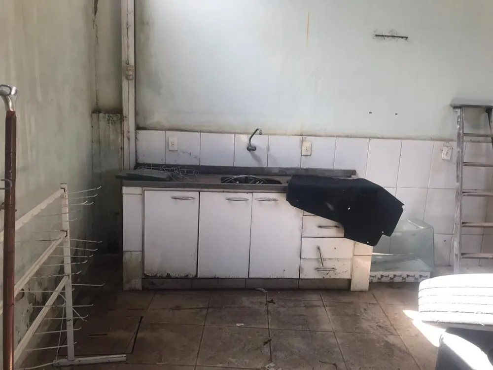 Depósito-Galpão, 203 m² - Foto 3
