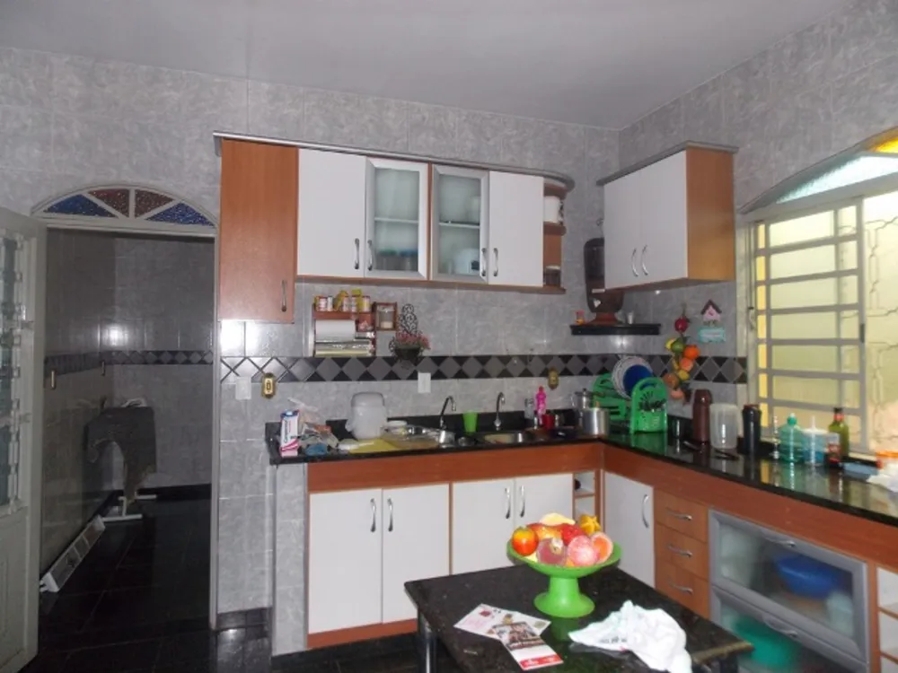 Casa, 3 quartos, 266 m² - Foto 4