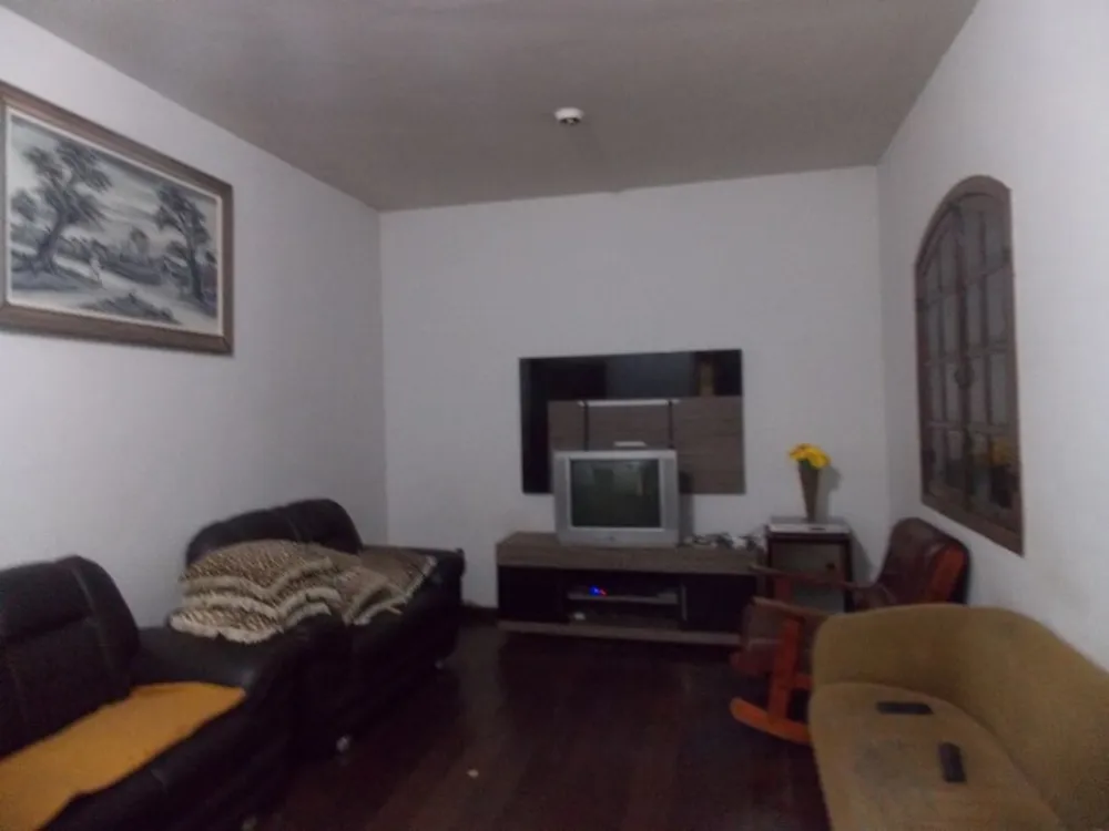 Casa, 3 quartos, 266 m² - Foto 2