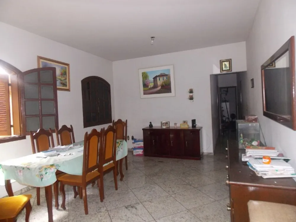 Casa, 3 quartos, 266 m² - Foto 3