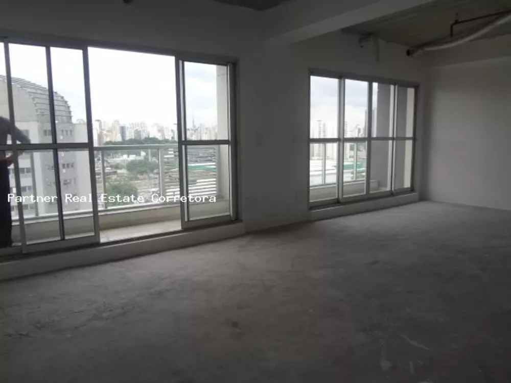 Conjunto Comercial-Sala à venda com 1 quarto, 58m² - Foto 2