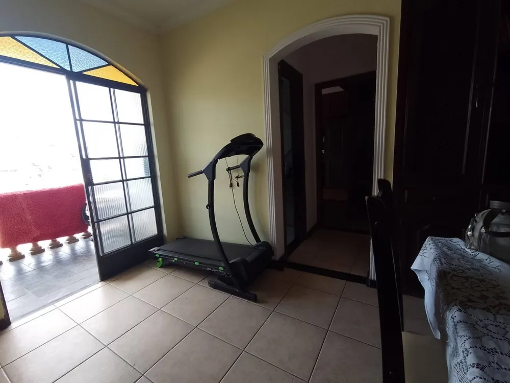Casa, 3 quartos, 240 m² - Foto 4