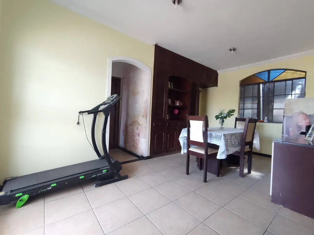 Casa, 3 quartos, 240 m² - Foto 11