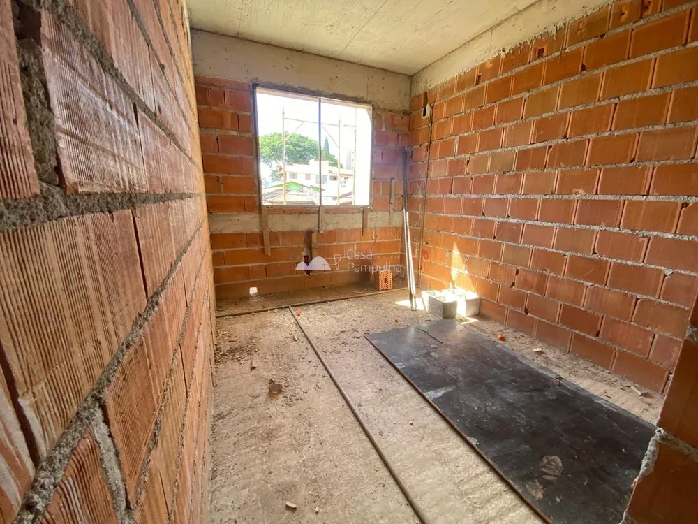 Casa, 4 quartos, 175 m² - Foto 1
