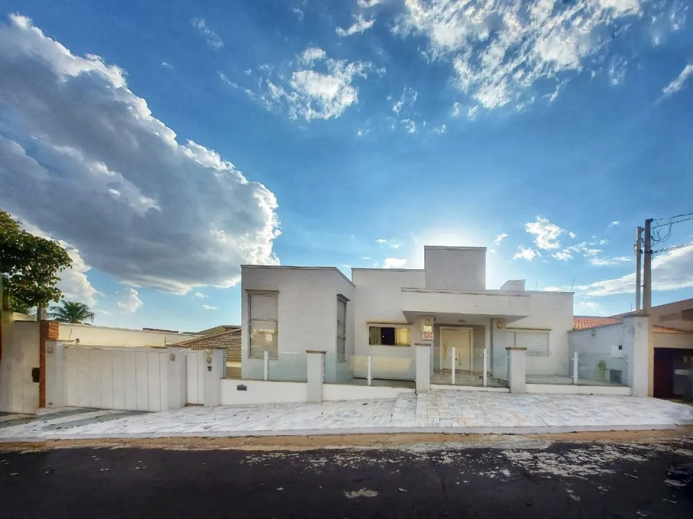 Casa, 3 quartos, 600 m² - Foto 1