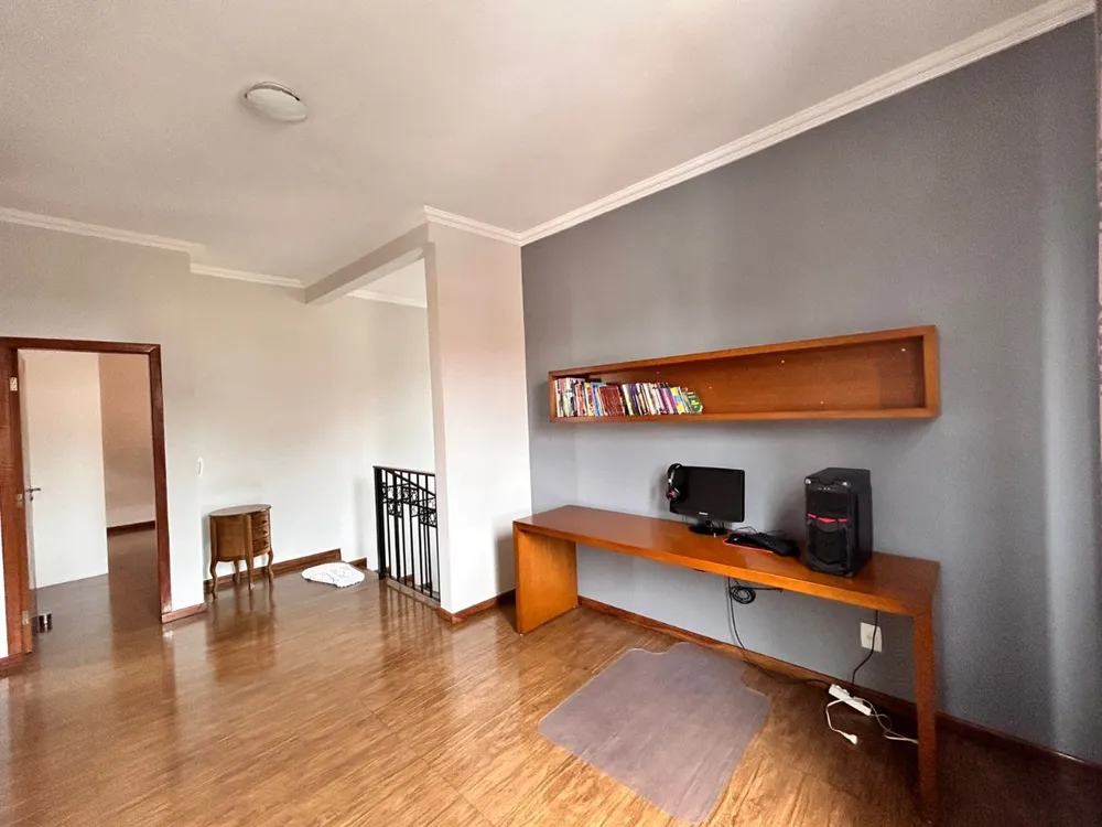 Casa, 4 quartos, 216 m² - Foto 9