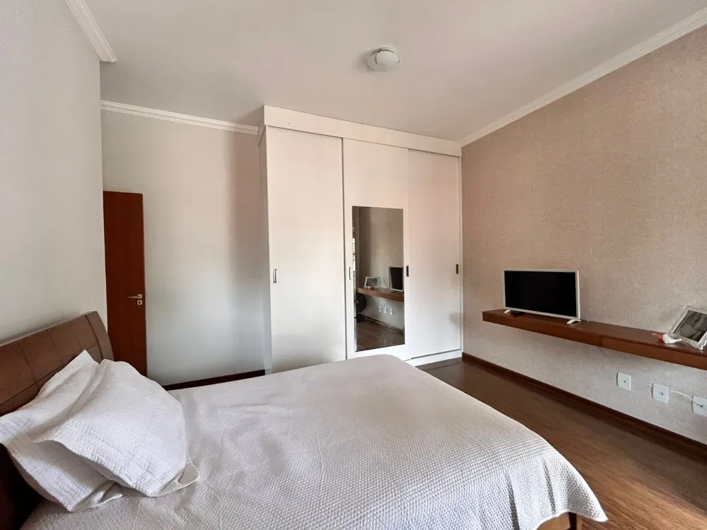 Casa, 4 quartos, 216 m² - Foto 11