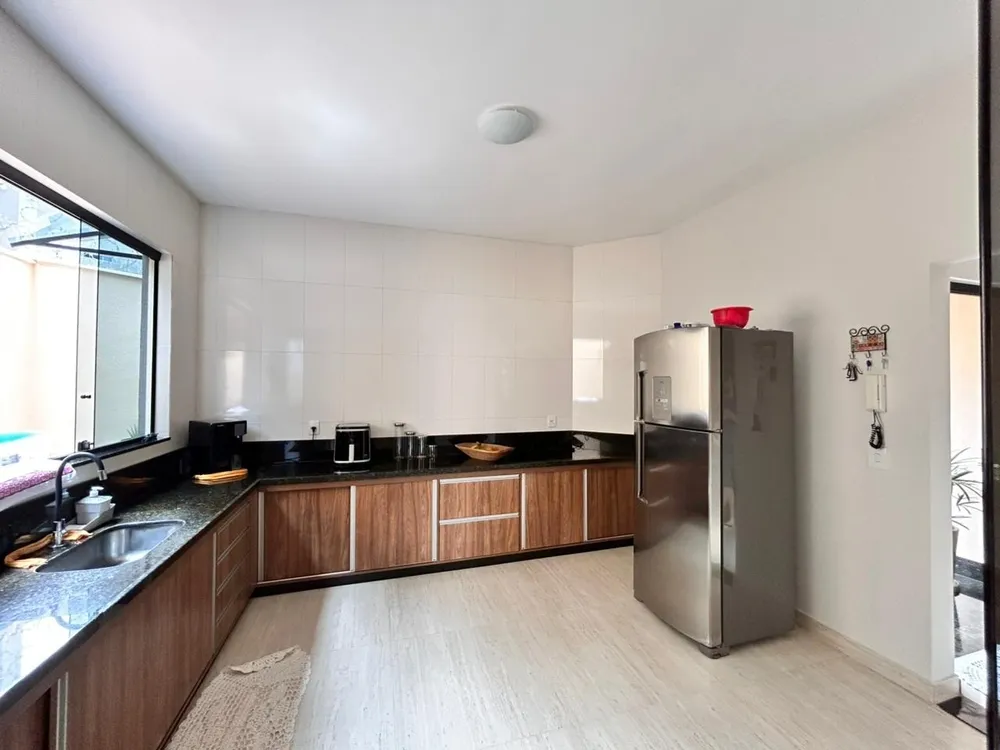 Casa, 4 quartos, 216 m² - Foto 5