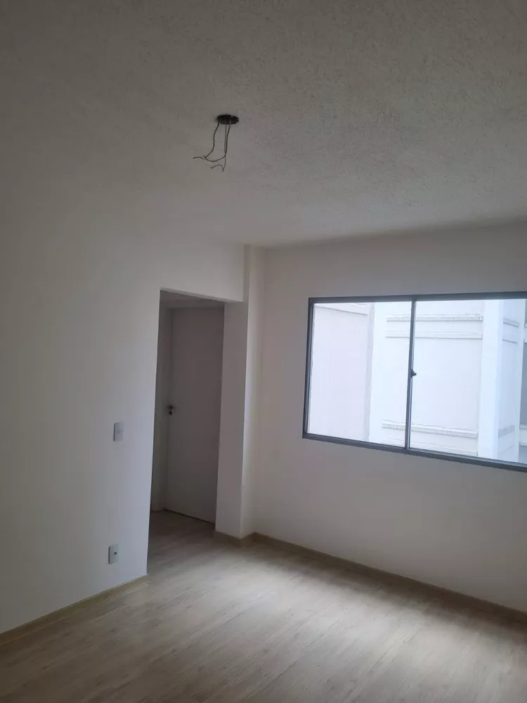 Apartamento para alugar com 2 quartos, 50m² - Foto 3