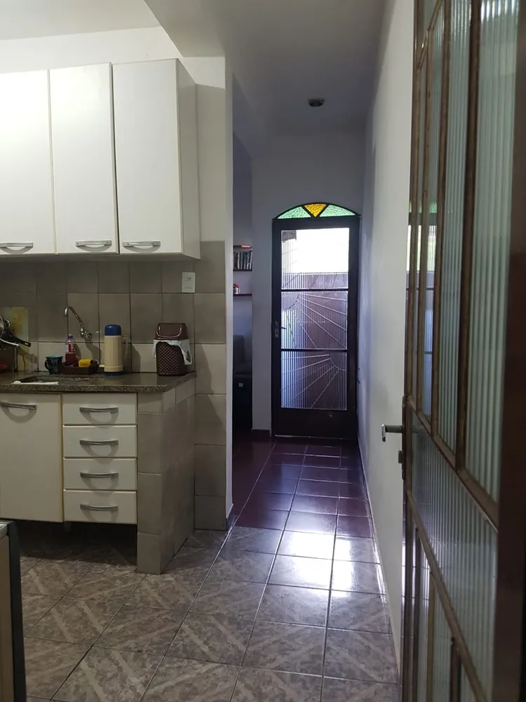 Casa, 5 quartos, 200 m² - Foto 1