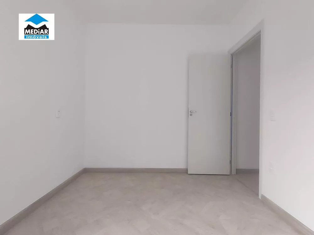 Apartamento à venda com 2 quartos, 40m² - Foto 6