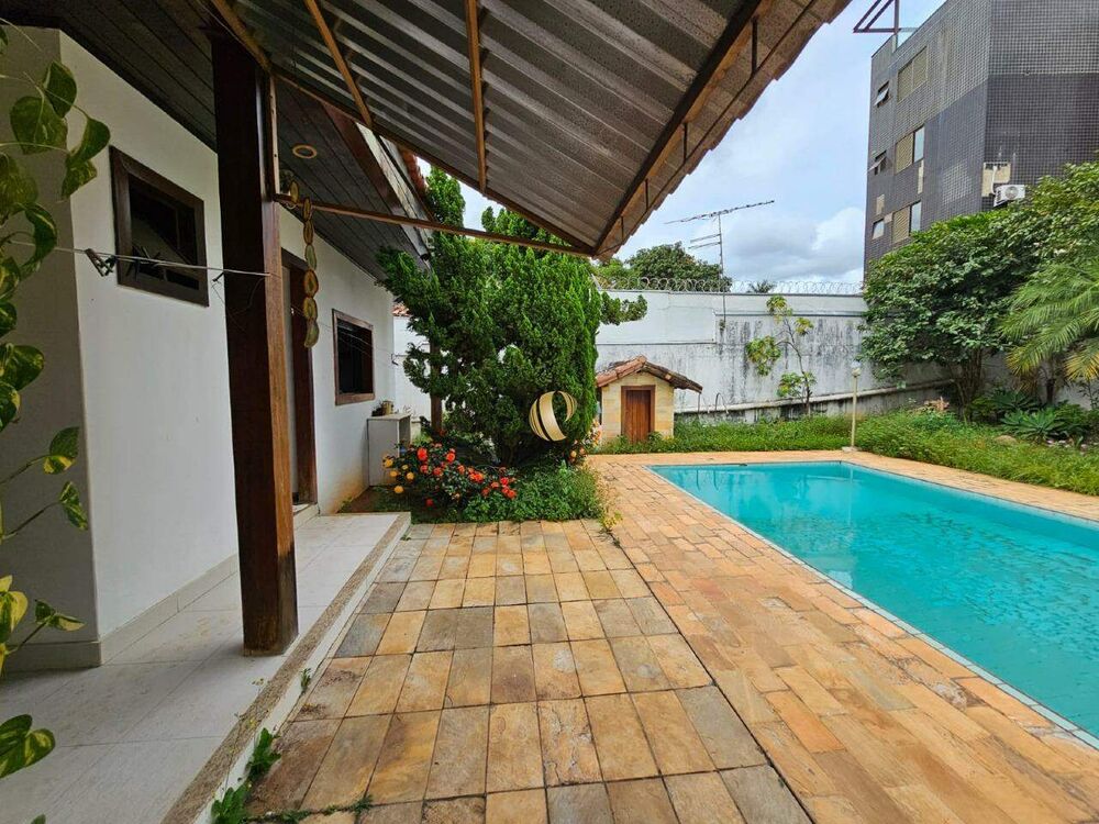 Casa à venda com 4 quartos, 283m² - Foto 23