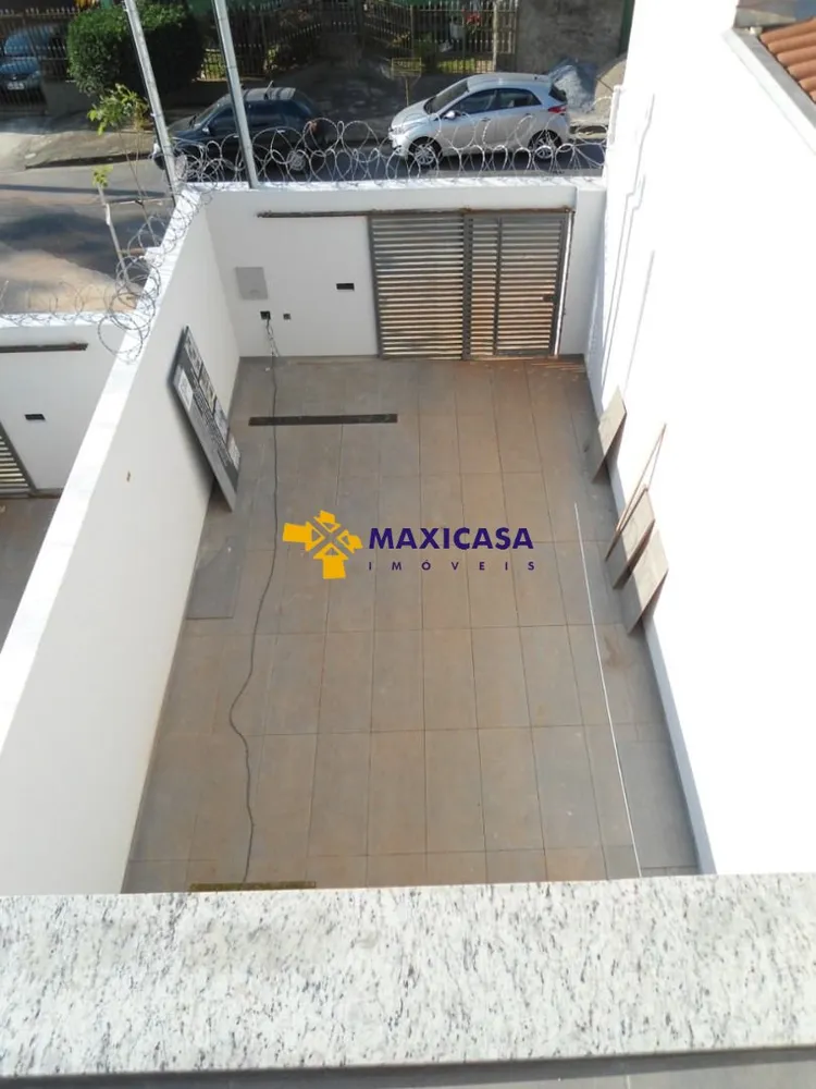 Casa, 3 quartos, 375 m² - Foto 1