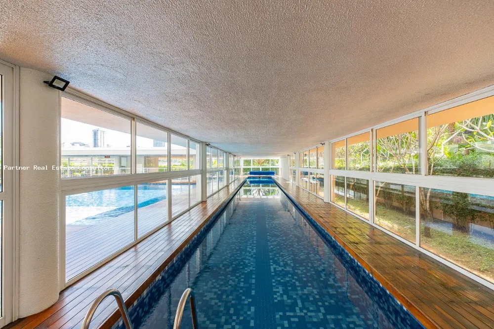 Apartamento, 3 quartos, 222 m² - Foto 1