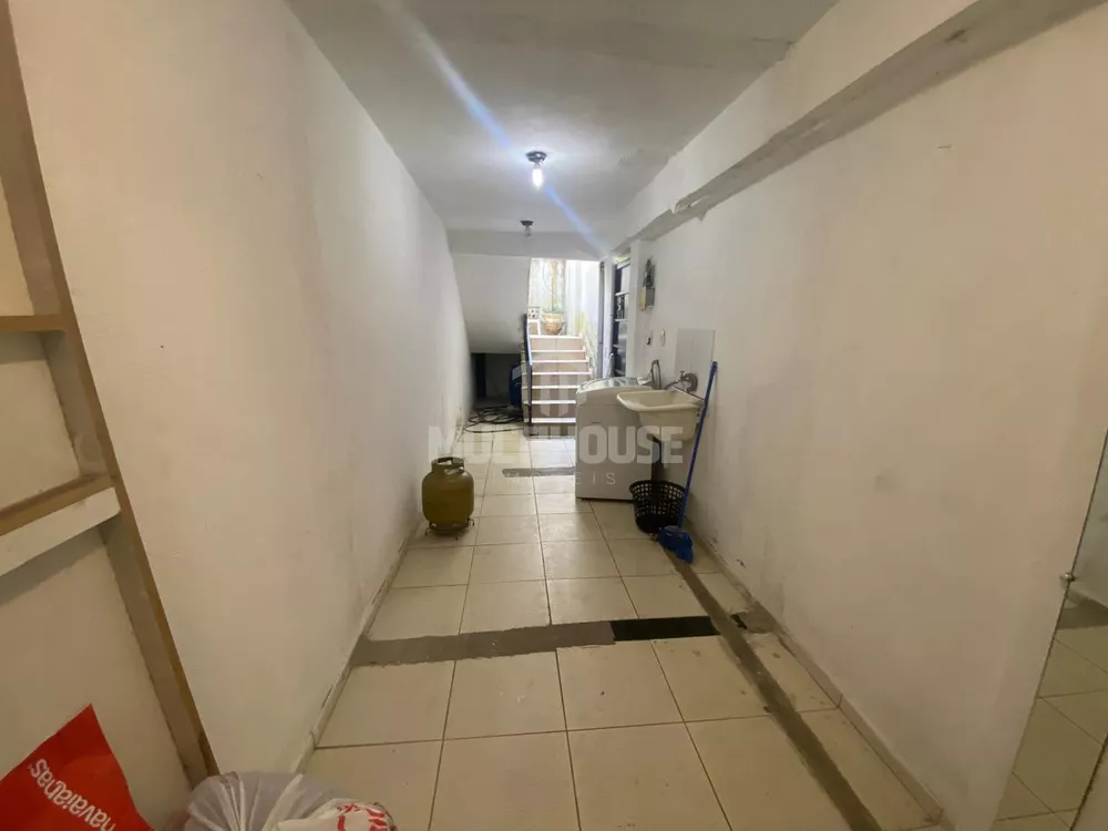 Apartamento à venda com 3 quartos, 100m² - Foto 3