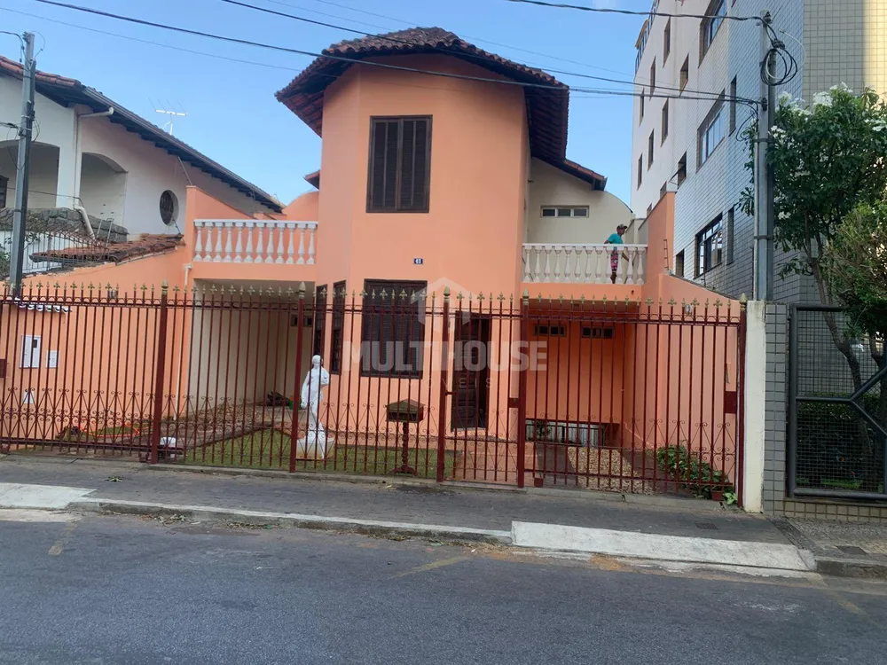 Casa, 5 quartos, 299 m² - Foto 1