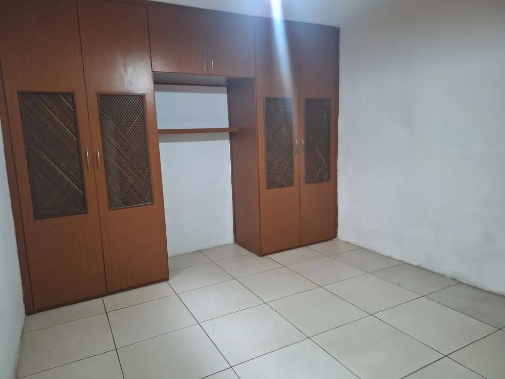 Casa, 2 quartos, 360 m² - Foto 12