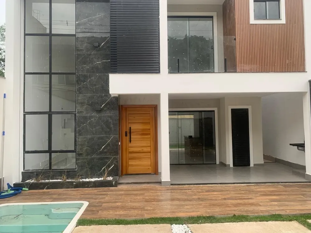 Casa, 4 quartos, 185 m² - Foto 1