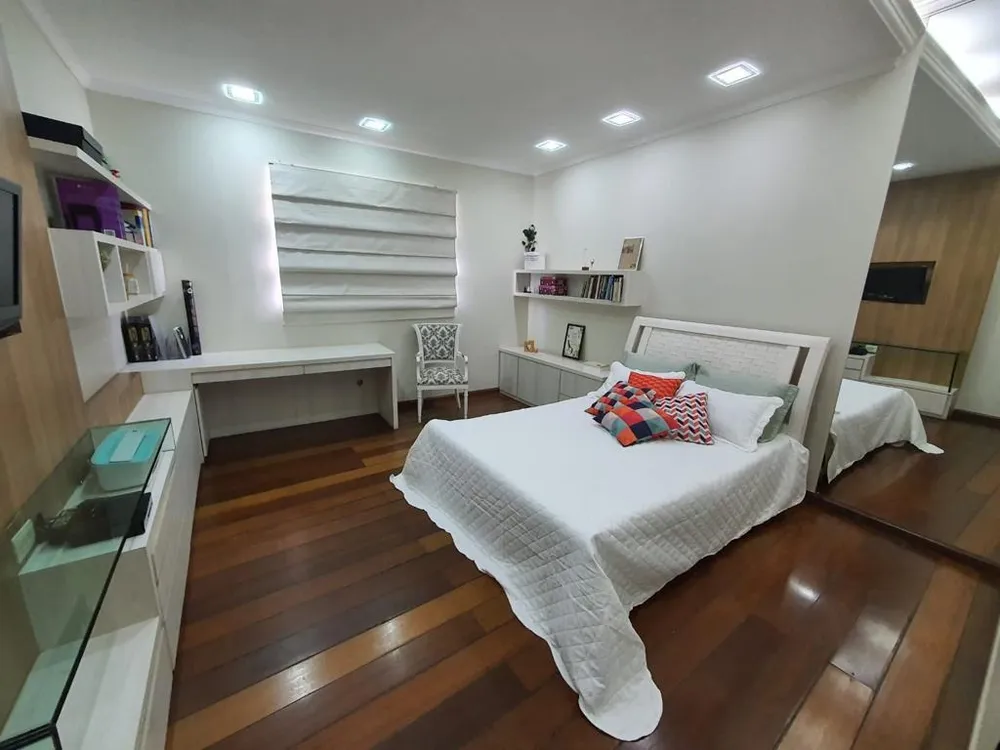 Casa, 4 quartos, 313 m² - Foto 10