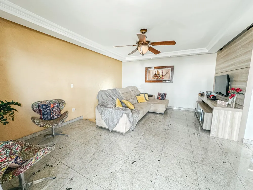 Cobertura, 3 quartos, 214 m² - Foto 1