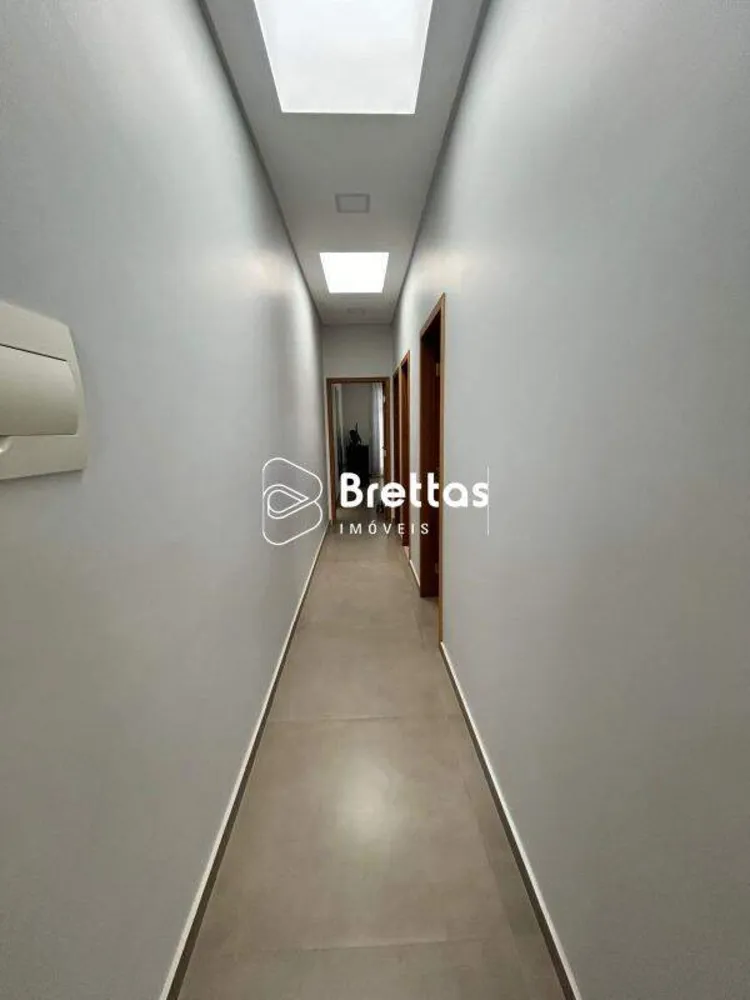 Casa, 3 quartos, 248 m² - Foto 3