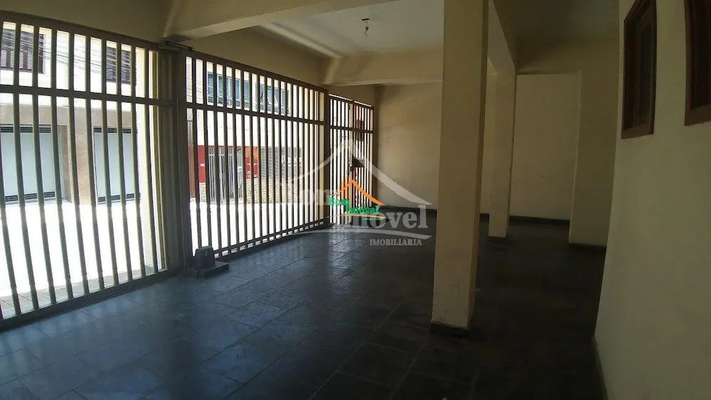 Casa, 3 quartos, 295 m² - Foto 3