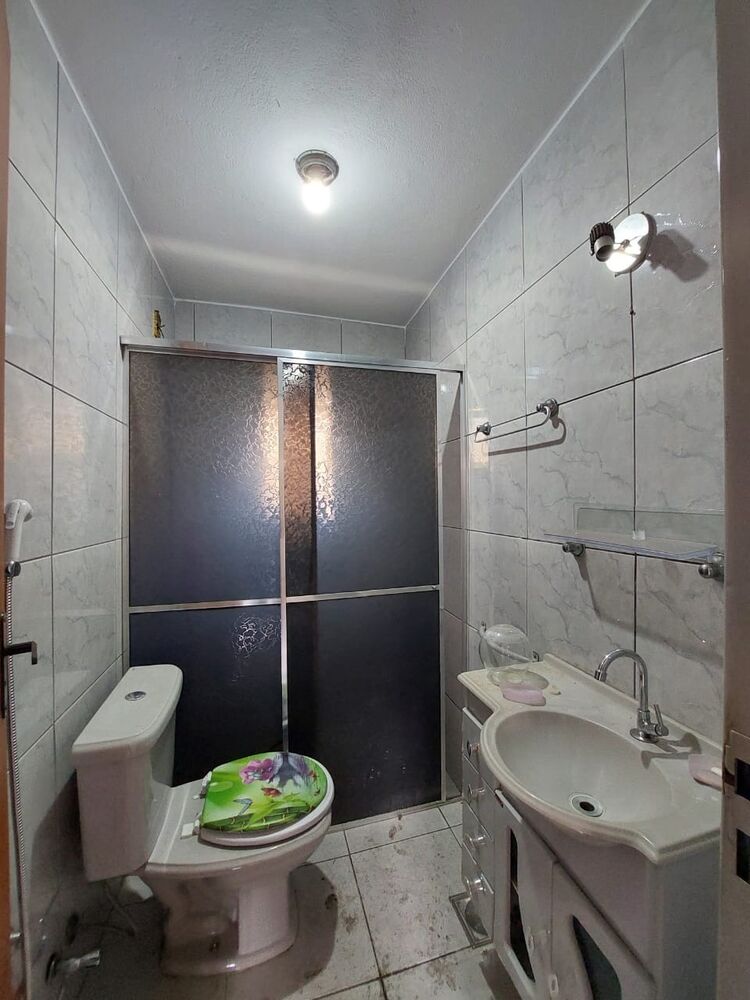 Casa à venda com 6 quartos, 190m² - Foto 6