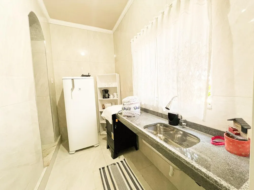 Casa, 3 quartos, 270 m² - Foto 12