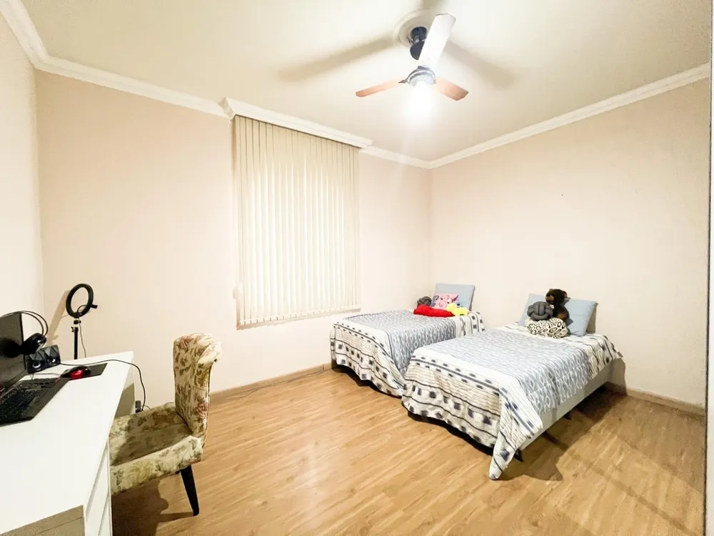 Casa, 3 quartos, 270 m² - Foto 6