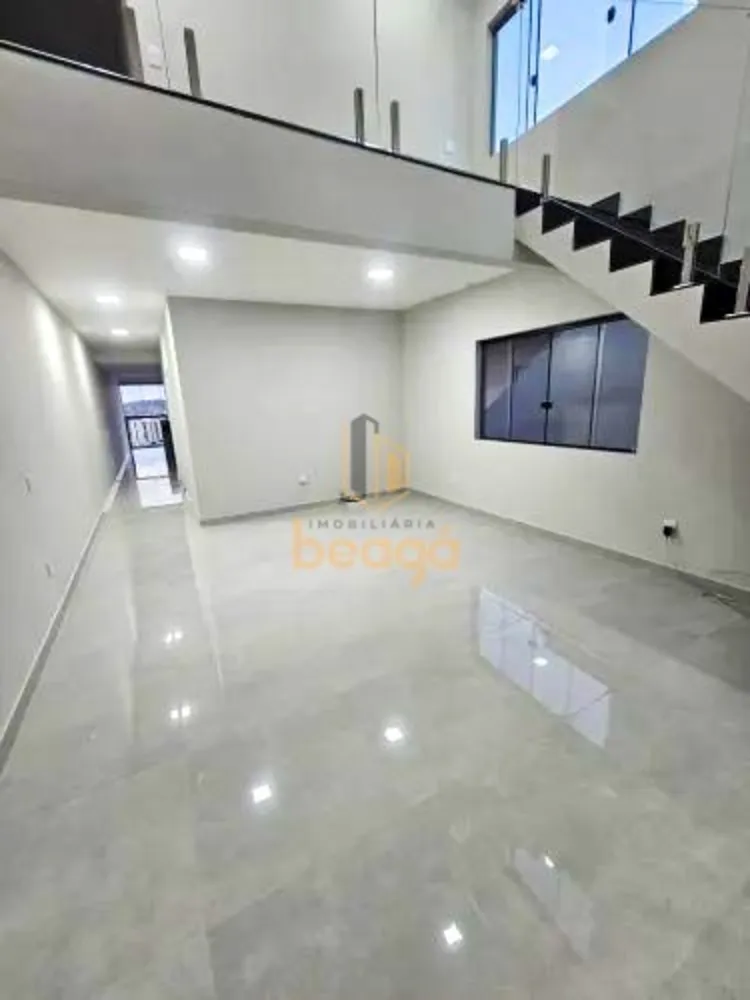 Casa, 4 quartos, 261 m² - Foto 1