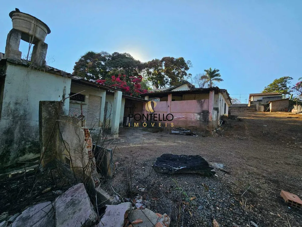 Chácara, 3 quartos, 3840 m² - Foto 4