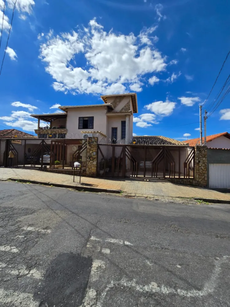 Casa, 8 quartos, 483 m² - Foto 2