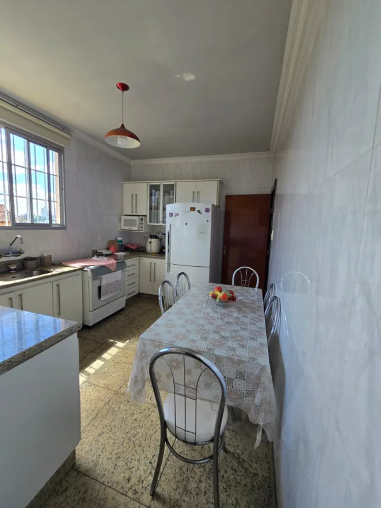 Casa, 8 quartos, 483 m² - Foto 9