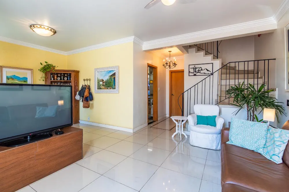 Casa, 3 quartos, 151 m² - Foto 1