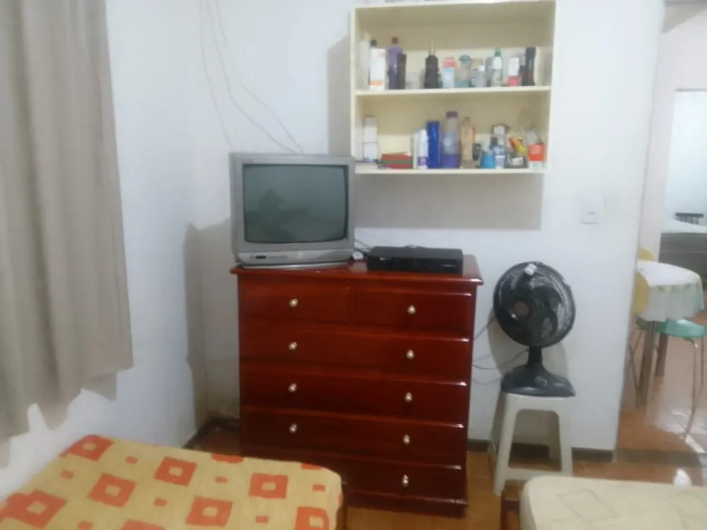 Chácara, 3 quartos, 1000 m² - Foto 1