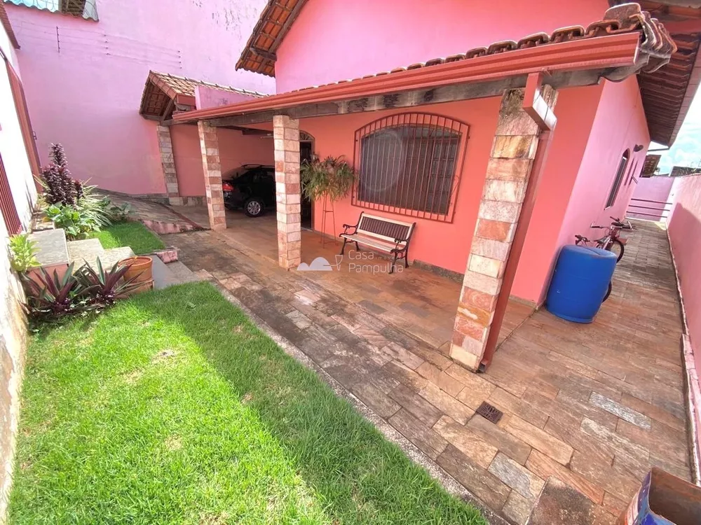 Casa à venda com 3 quartos, 360m² - Foto 2