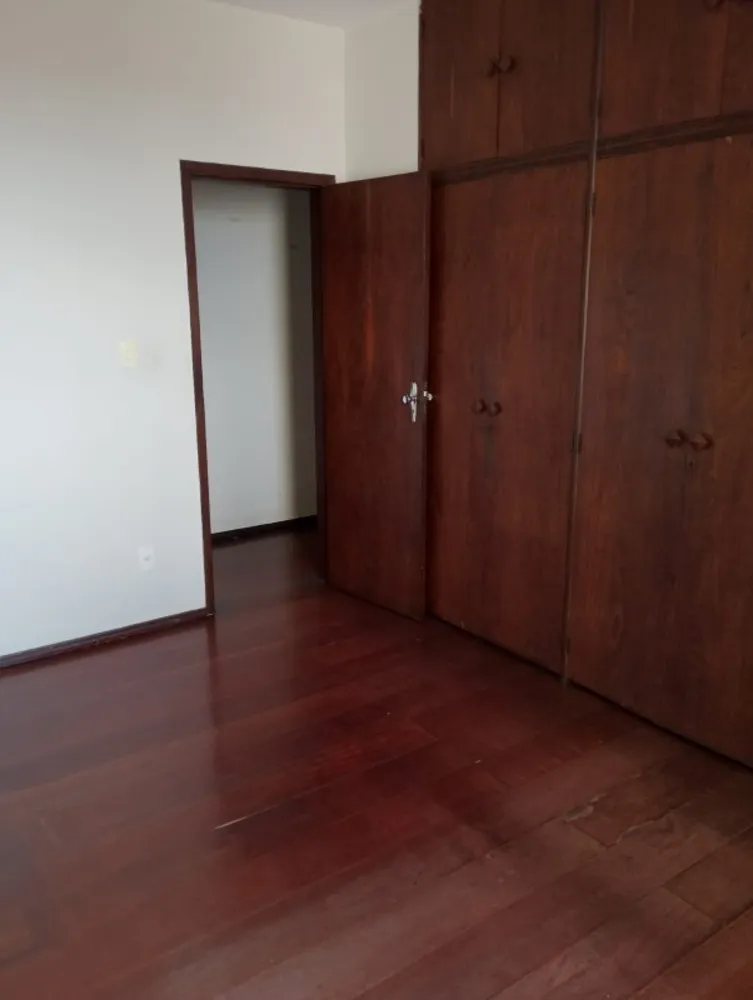 Casa, 3 quartos, 340 m² - Foto 3
