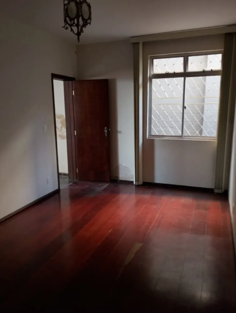 Casa, 3 quartos, 340 m² - Foto 4