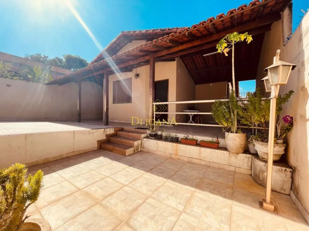 Casa, 4 quartos, 360 m² - Foto 1